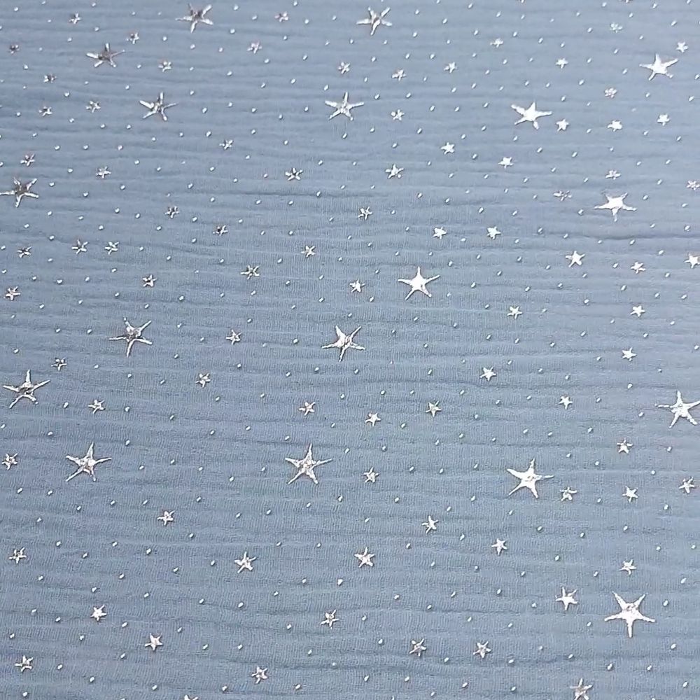 Сизо-серый с серебряными звёздами