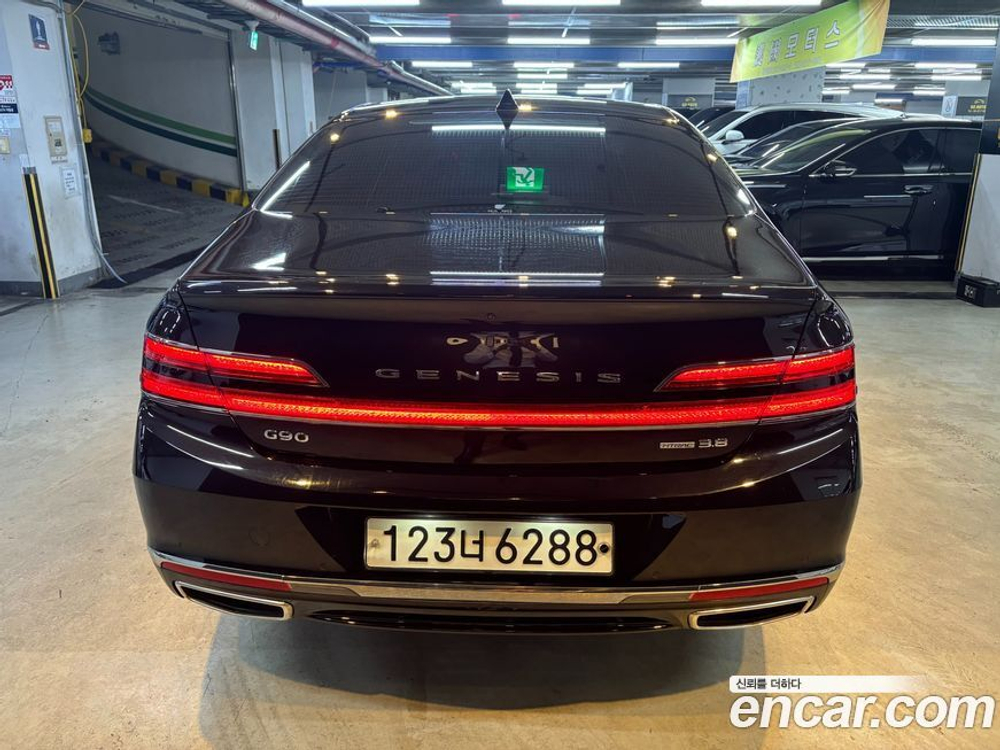 Genesis G90 3.8 AWD (09.2019)