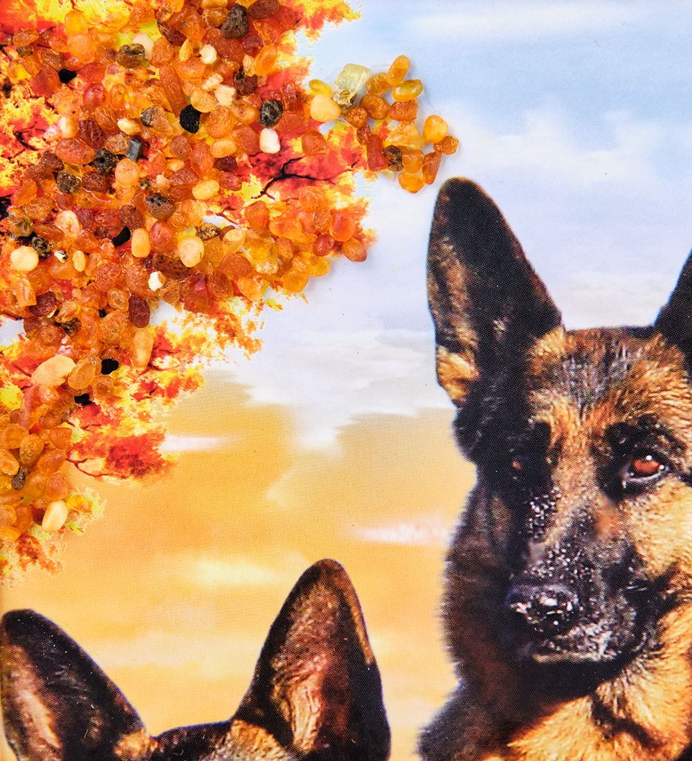 AMB-51/59 Картина «Овчарки с бульдожкой» (с янтарной крошкой) дер.рамка 21х30