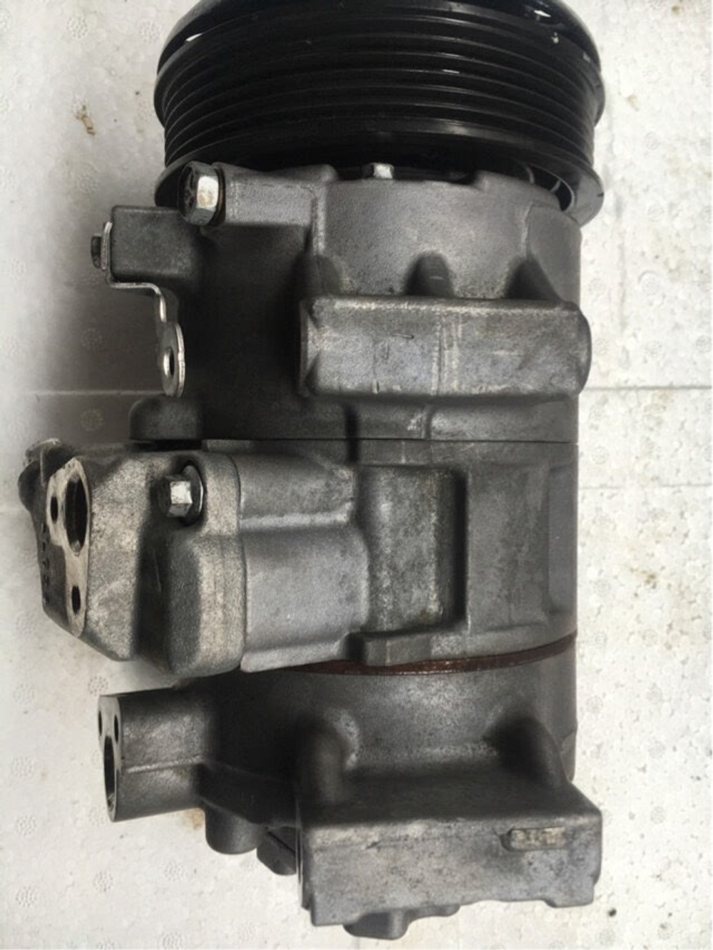 компрессор кондиционера Toyota Corolla 1ZR