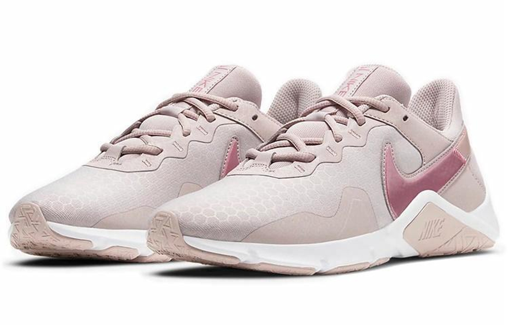 Кроссовки Nike Legend Essential 2 (Женская размерная сетка)