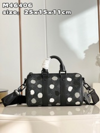 Louis Vuitton Keepall 25