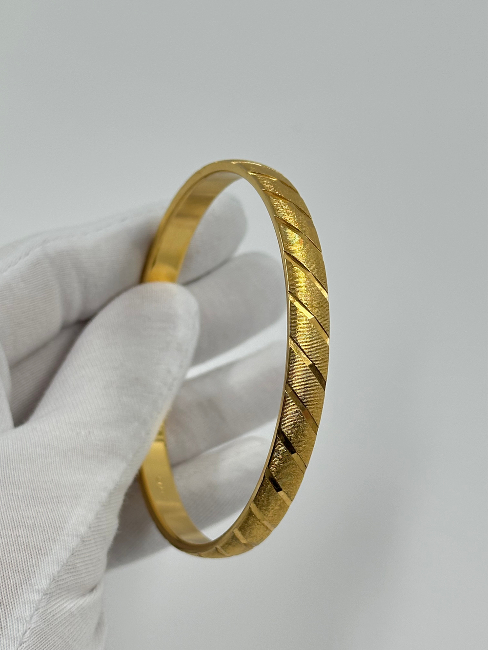 Браслет Monet