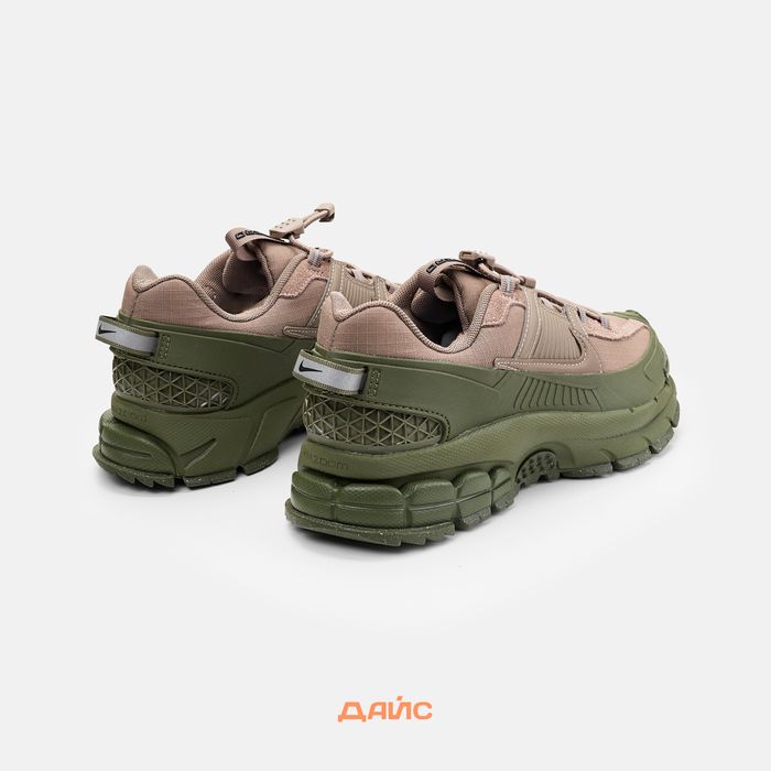 Кроссовки Nike Zoom Vomero 5 Roam 