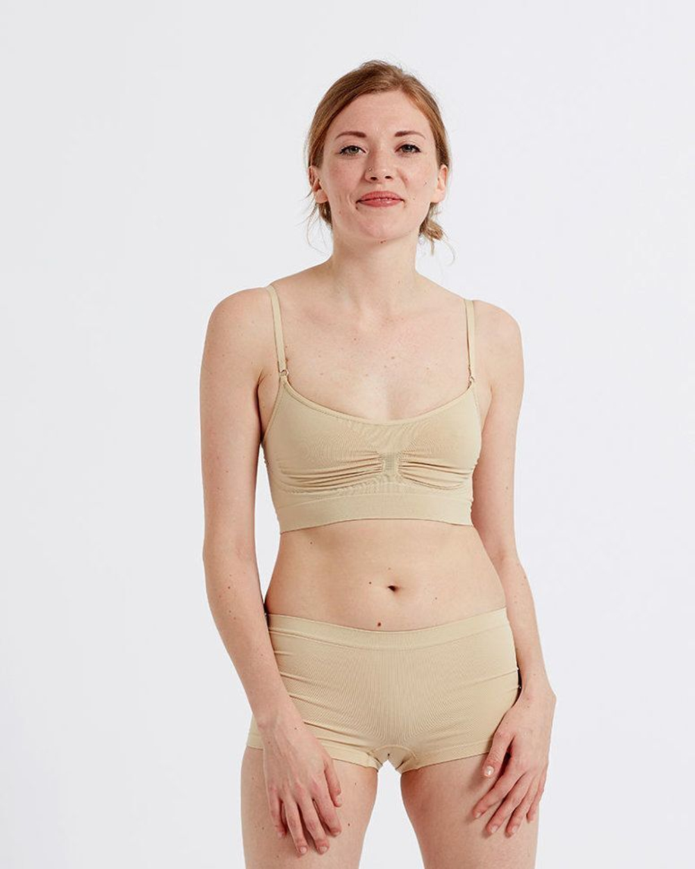 Бюстгальтер-топ Eco-wear на тонких бретелях (Размер: M-L) (Цвет: телесный)