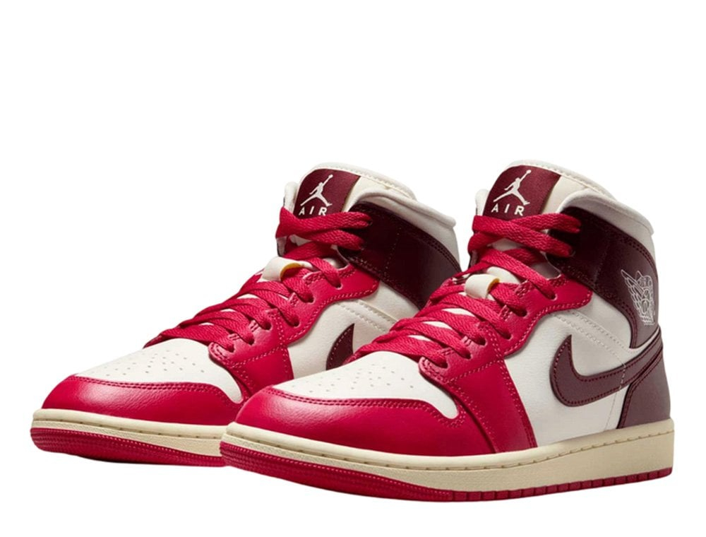 Кроссовки Air Jordan 1 Mid