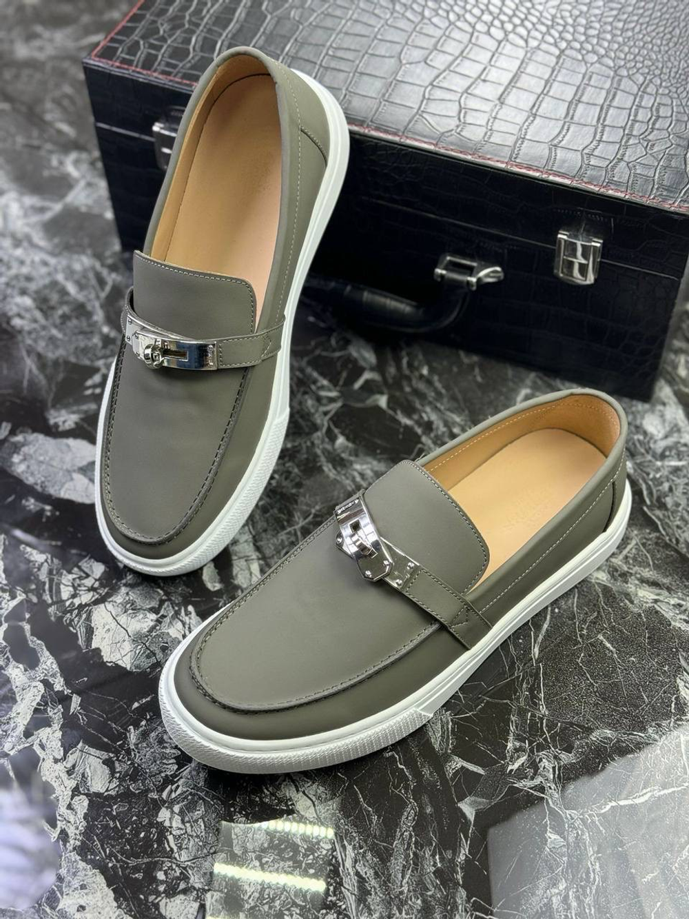 Лоферы Hermes