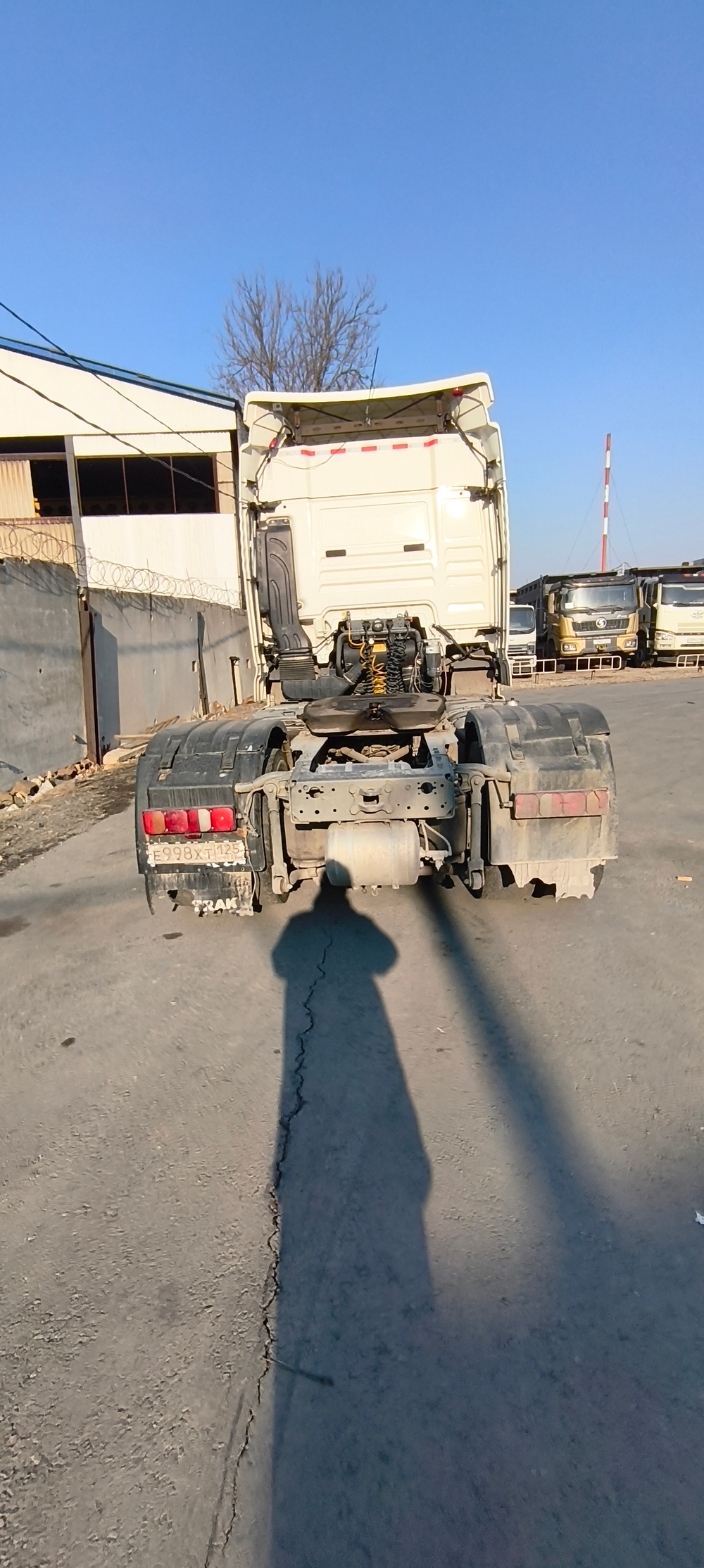 SITRAK C7H 4x2 Седельный тягач ZZ4186V361HE (Дизельный, 12,4 л, 480 л.с., АТ)