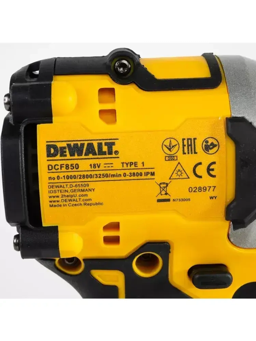 Винтоверт Аккумуляторный Ударный Бесщеточный Dewalt 300HM
