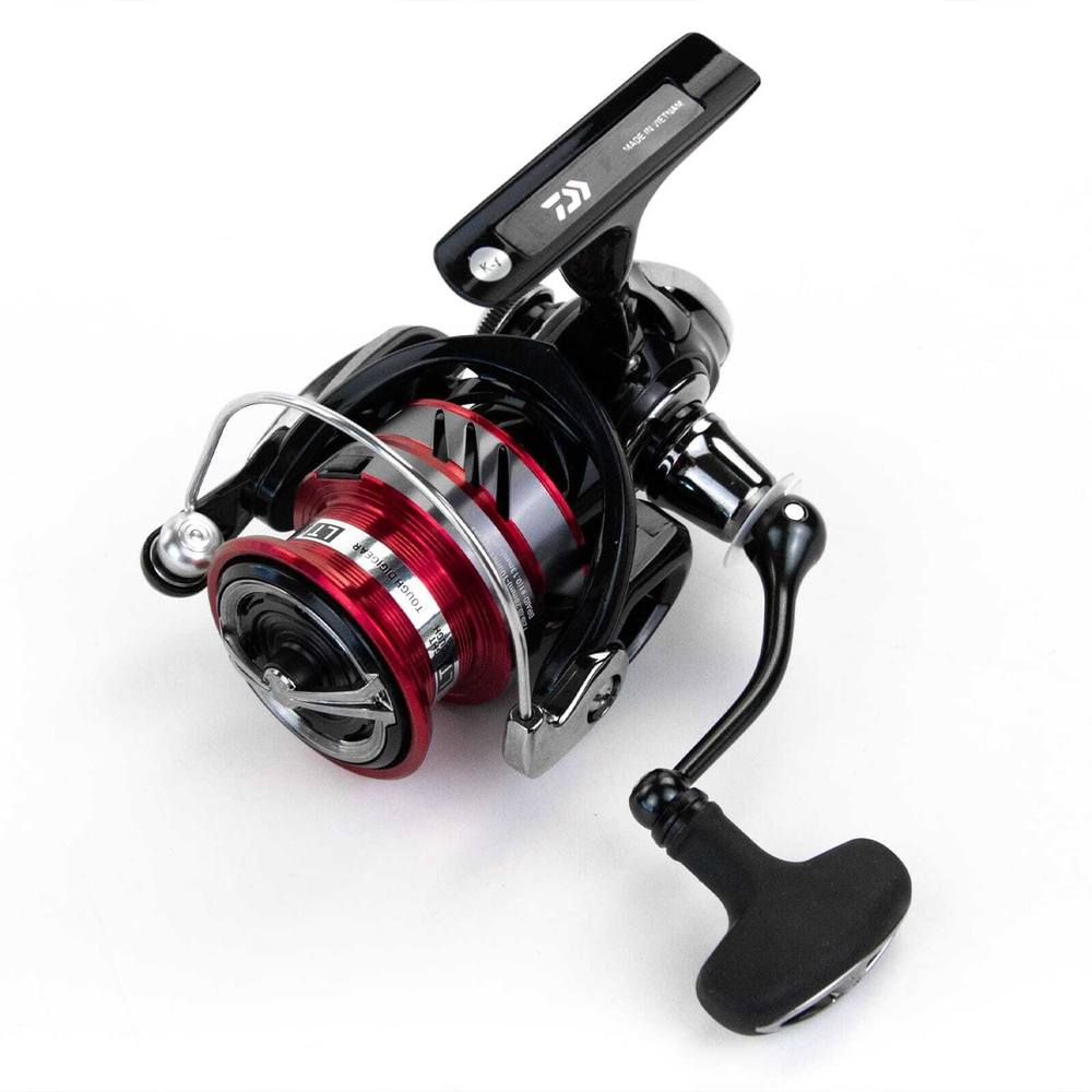 Катушка Daiwa Ninja 3000-С (3000, 4BB, мет. шпуля)