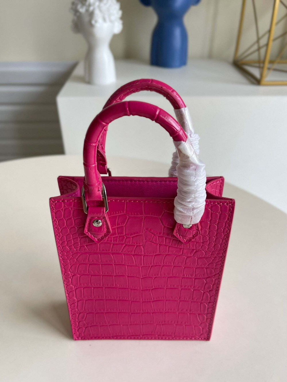 Louis Vuitton Petit Sac Plat