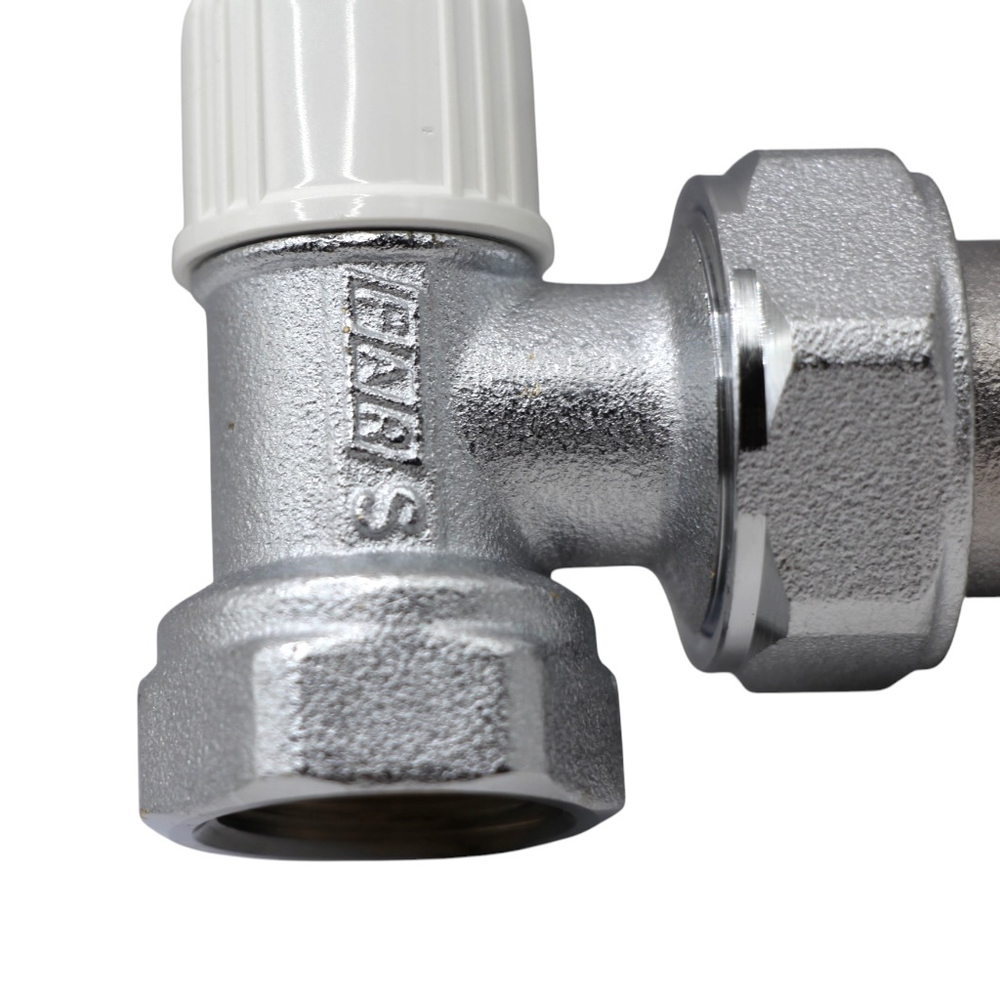 Вентиль запорный угловой FAR, 1/2", ВР, EPDM