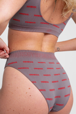 Бесшовные трусы с высокой посадкой из итальянской пряжи