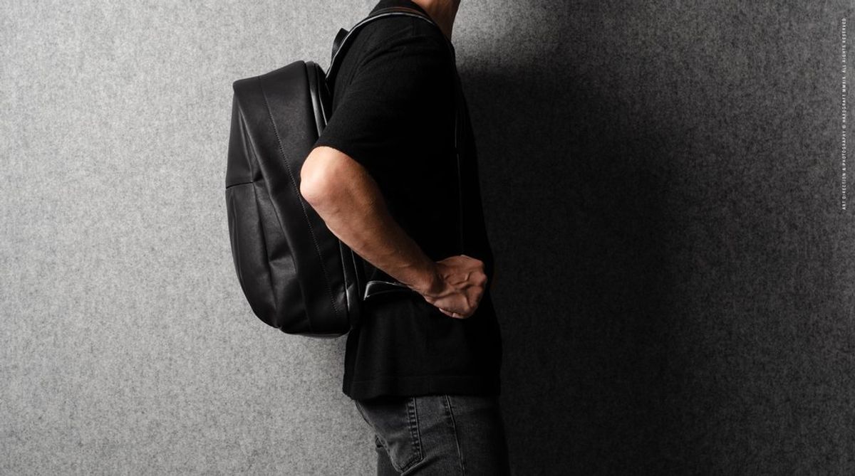 Hard Graft Well-Rounded Backpack Black Coated — рюкзак