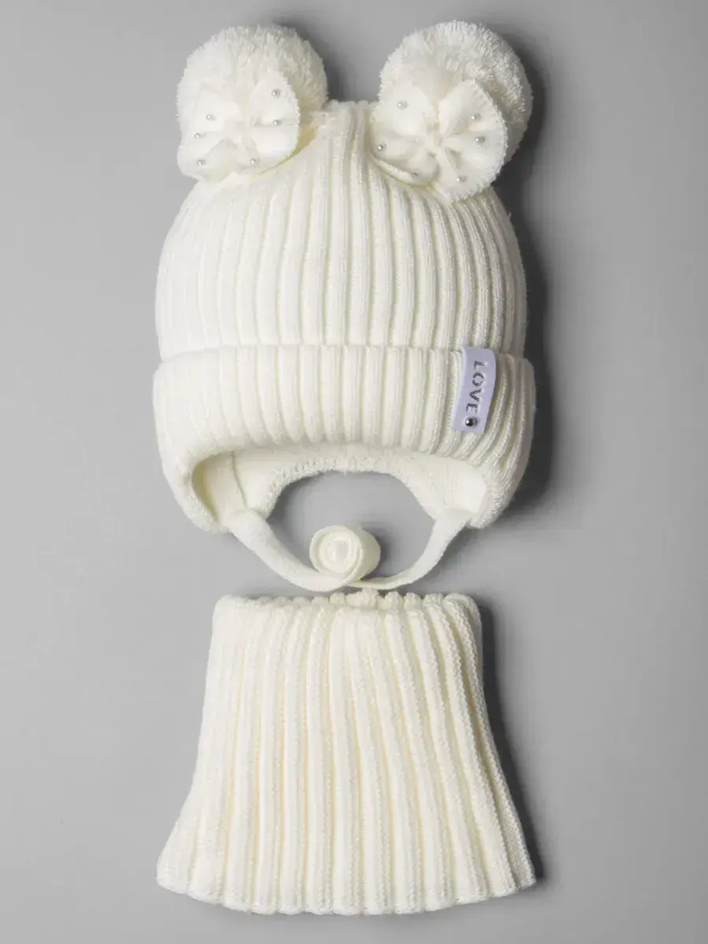 Шапка для девочки на осень