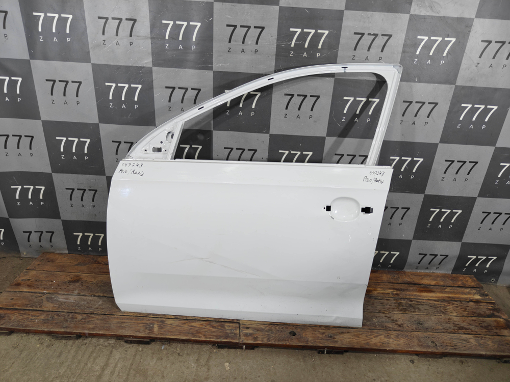 Дверь передняя левая Volkswagen Polo 6, Skoda Rapid 1 - 2  Б/У Оригинал 60U831055