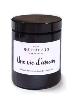 Свеча ароматическая Une Vie D'Amour Geodesis Черный