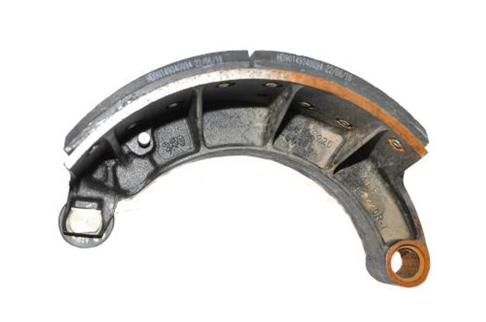 Тормозная колодка задняя в сборе с роликом F3000 HD90129340030 под 1 пружину железо