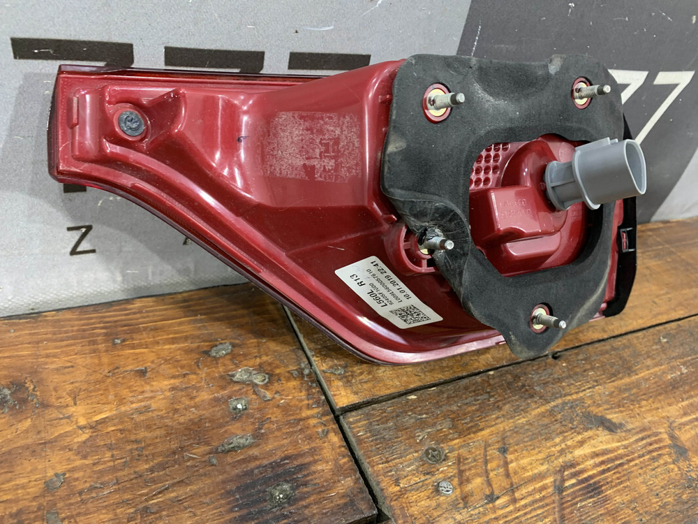 Фонарь задний левый LED Kia Sportage 4 (QL) 18-22 Б/У Оригинал 92405F1600