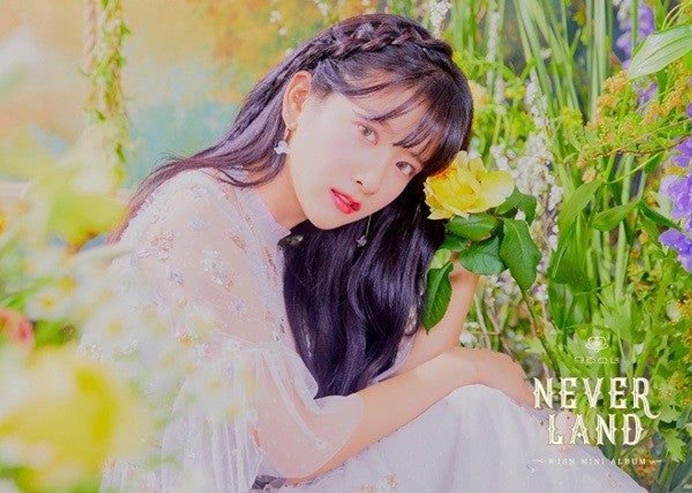 Альбом WJSN - Neverland 8th Mini Album RANDOM Version