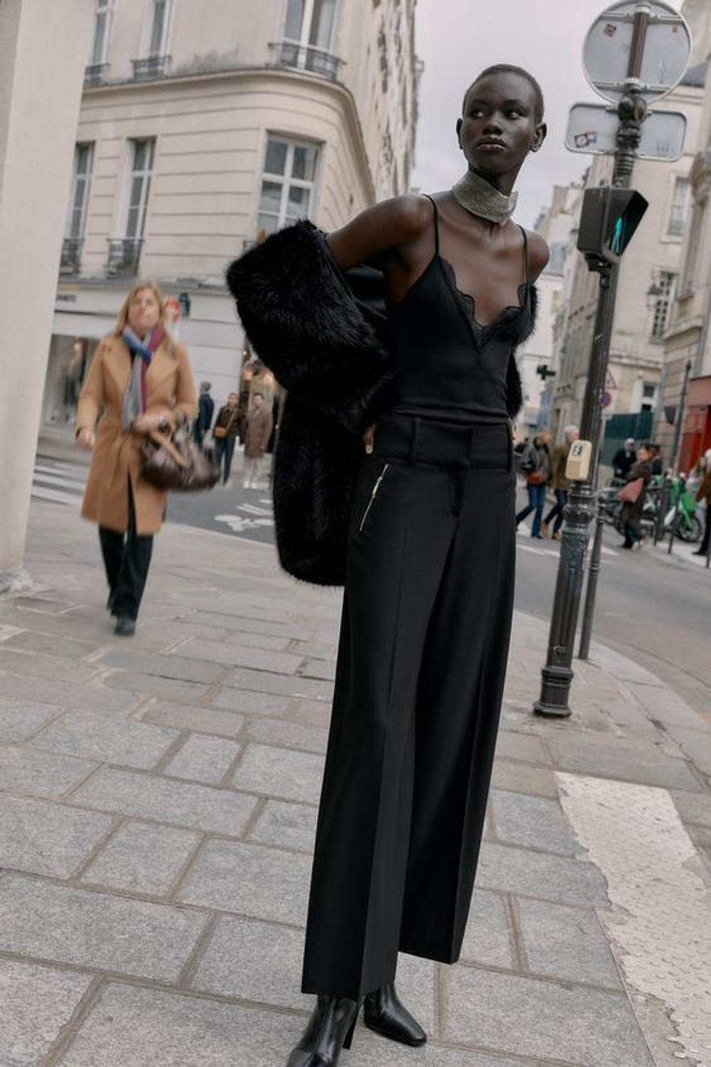 ZARA БРЮКИ С КАРМАНАМИ НА МОЛНИИ, ЧЕРНЫЙ