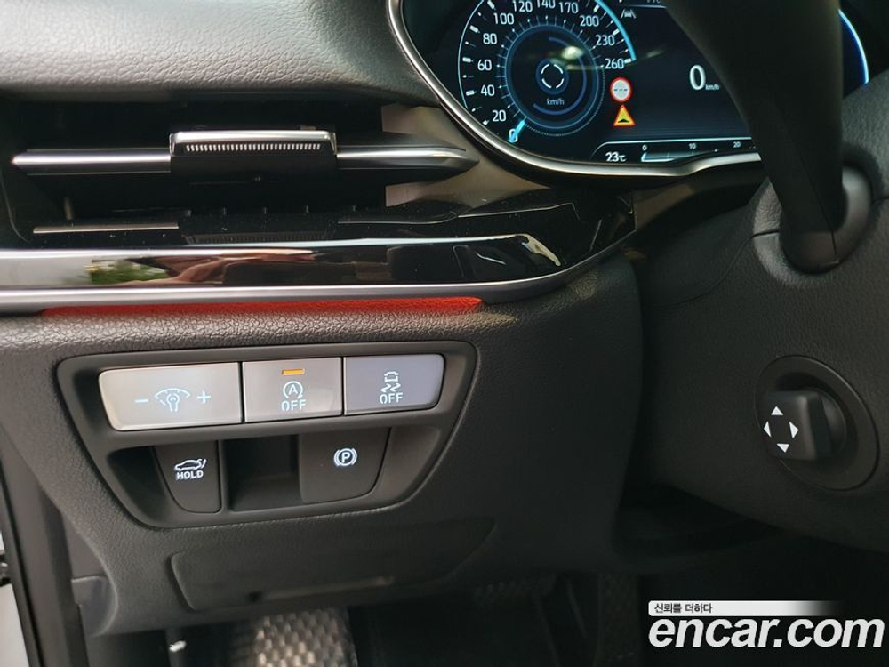 Genesis GV70 2.5T Бензин AWD (03.2022)