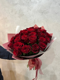 Букет из 29 эквадорских роз