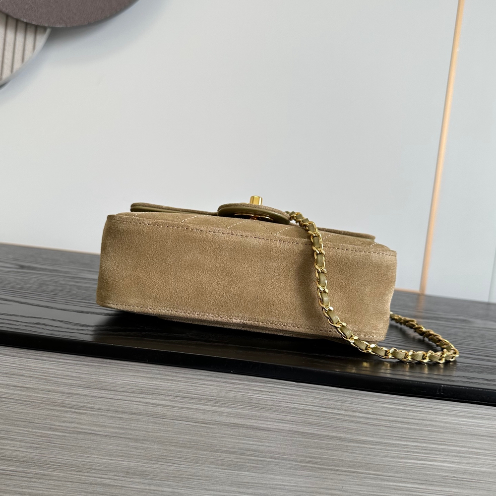 Chanel Mini Classic Handbag 20 cm