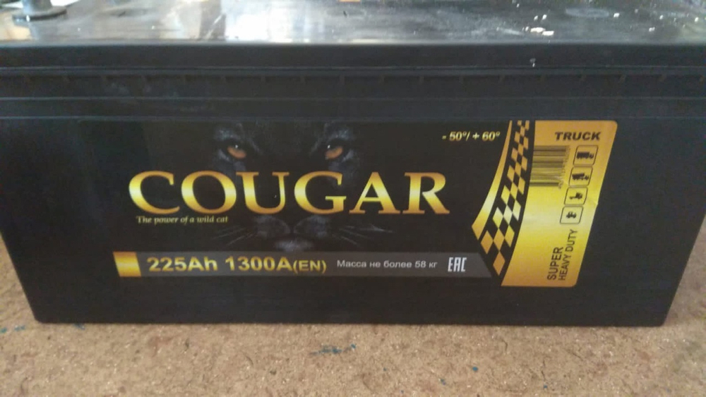 Аккумулятор 6СТ-225 А.ч., обр.п., L+ , COUGAR Power