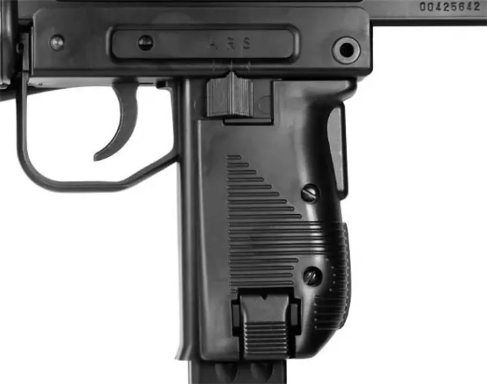 Пневматический пистолет-пулемёт KWC SUB MACHINE GUN (UZM)