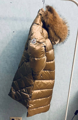 Детское пальто на пуху Moncler Coat