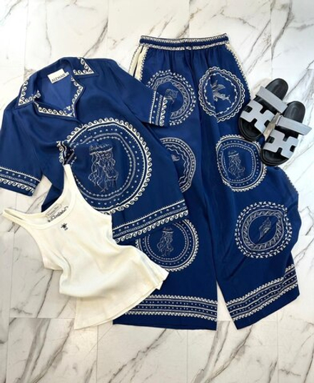 Костюм Alemais