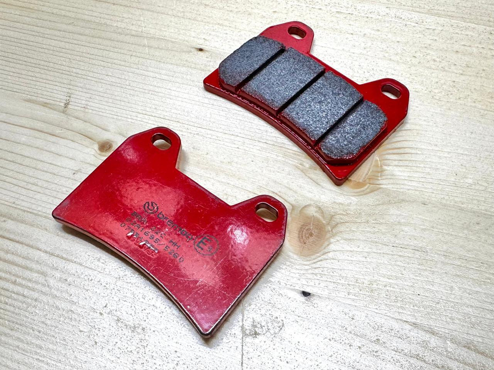 Brembo Колодки тормозные передние 07BB19SA (1 суппорт)