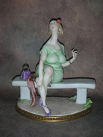 Статуэтка. Фарфор. Кокетка. Capodimonte. Италия