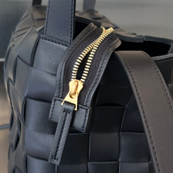 Bottega Veneta Bowling Cassette 28 cm