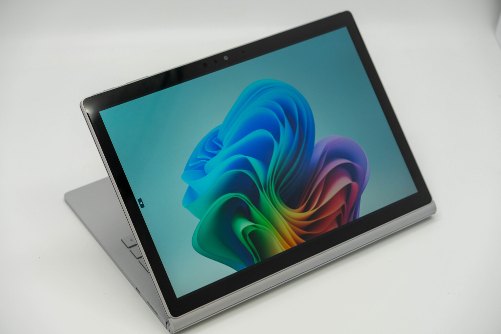 Ноутбук Microsoft Surface Book 2 ( i5-7300U )