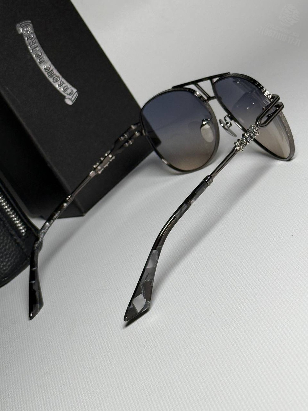 Солнечные очки Chrome Hearts