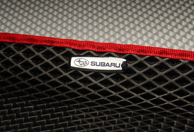 Логотип металлический Subaru. Цветной. Стандартный (6х1.5 см)