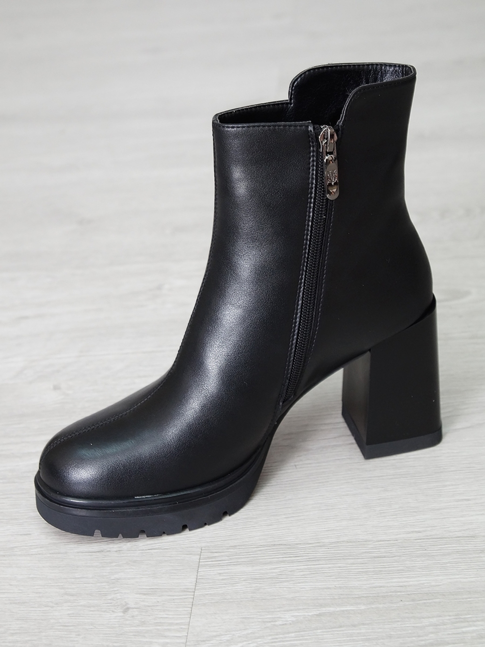 Полусапожки женские зимние