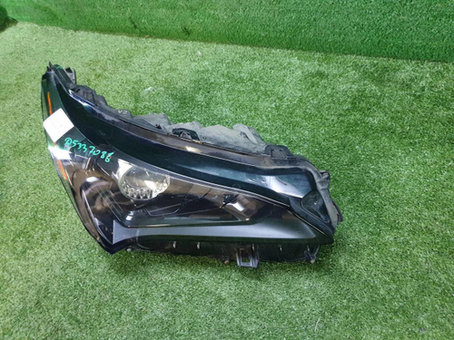Битая Фара правая Lexus NX 1 (2017-2021) LED
