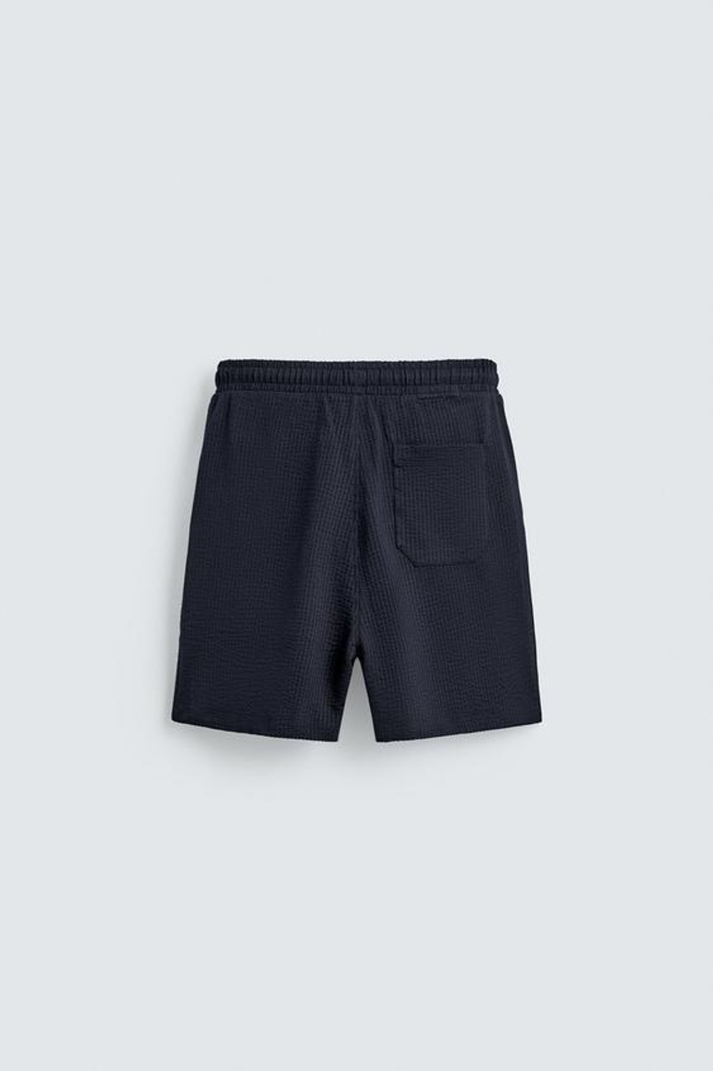 ZARA ШОРТЫ ИЗ ЖАТОЙ ТКАНИ СТРУКТУРЫ СИРСАКЕР, СИНИЙ