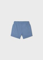 две футболки с шортами