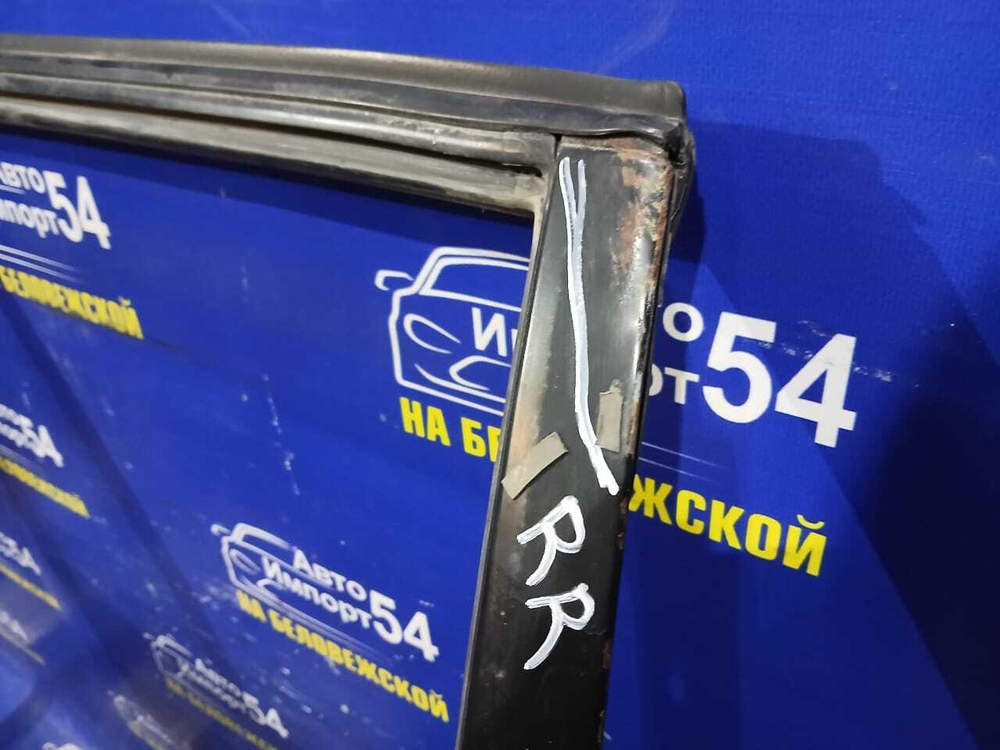 Дверь задняя правая TOYOTA CALDINA 1994