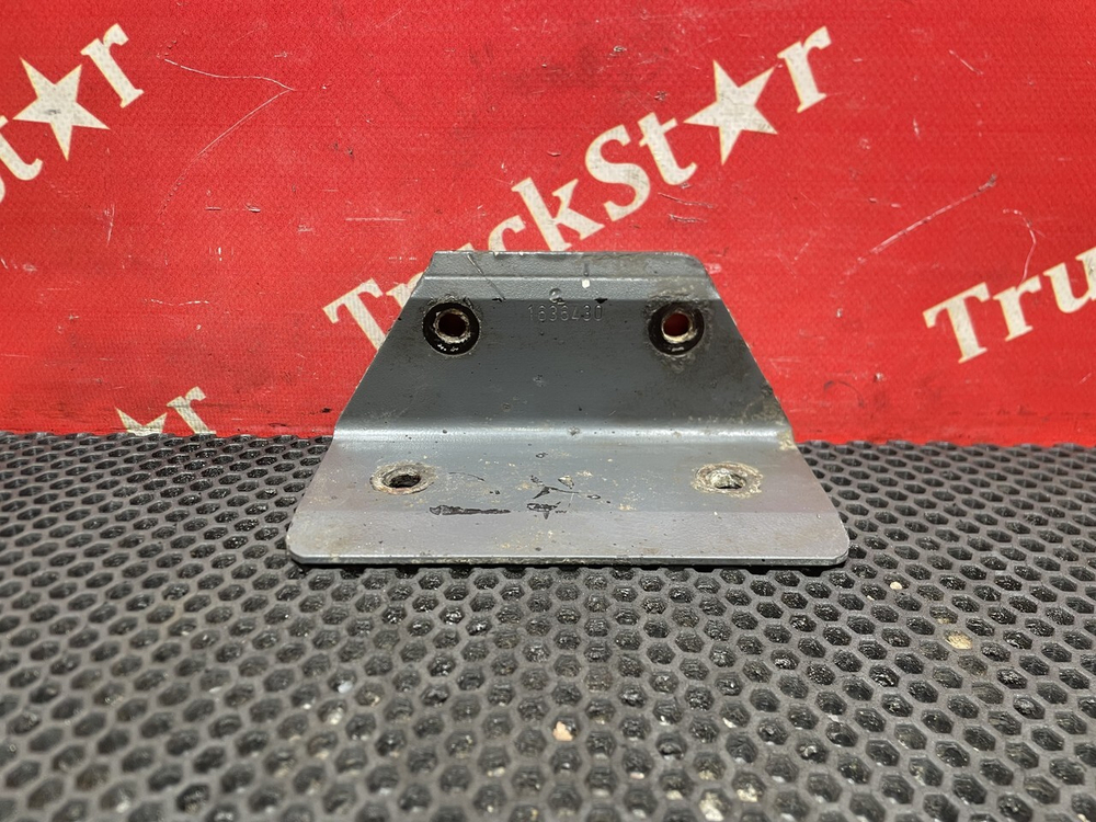 Кронштейн подушки передней заднего моста