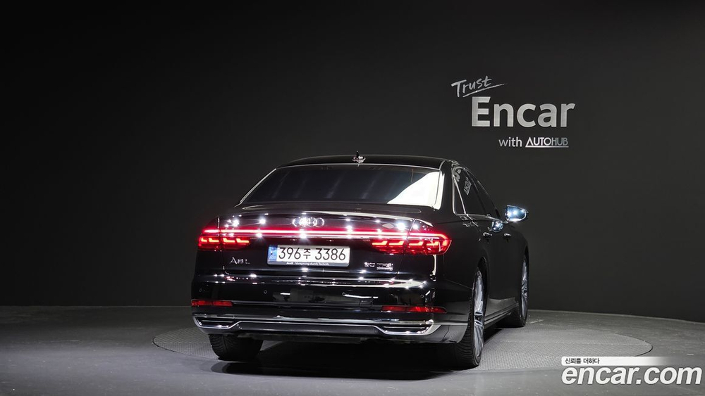 Audi A8 (D5) 60 TFSI Quattro LWB (04.2021)