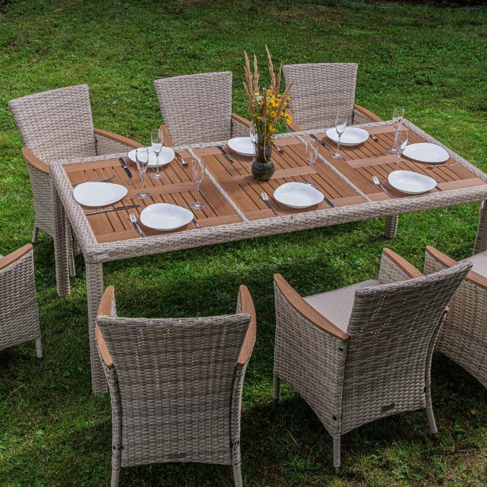 Обеденный комплект ROYAL FAMILY AMELIA бежевого цвета на 8 персон