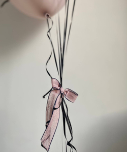 Воздушные шары пыльная роза с бантиками №1171