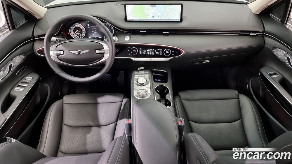 Genesis GV70 2.5T Бензин AWD (12.2023)