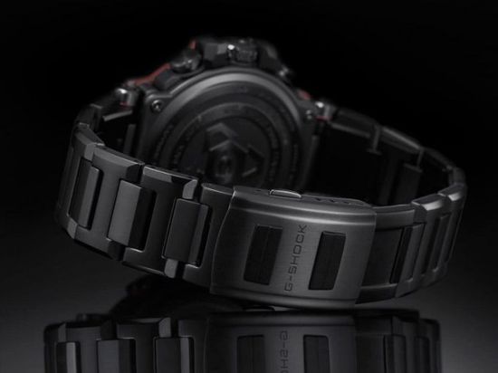Японские наручные часы Casio MTG-B1000XBD-1A