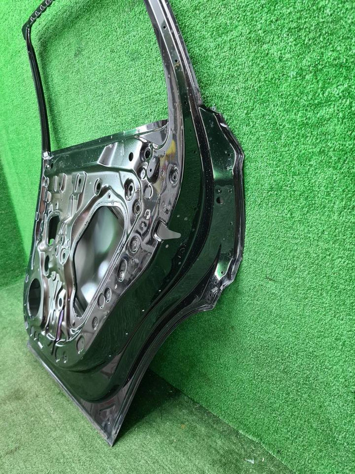 Дверь задняя правая Geely Monjaro (2021-н.в.)